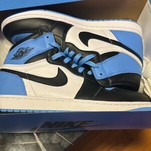 Worn one time Jordan 1 unc Toe Sz 11
